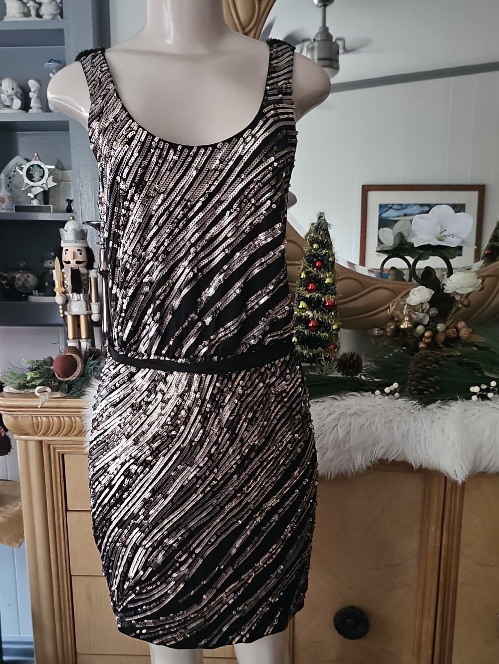 Express Black And Gold Sequin Scoop Neck Party Dress Size S/P